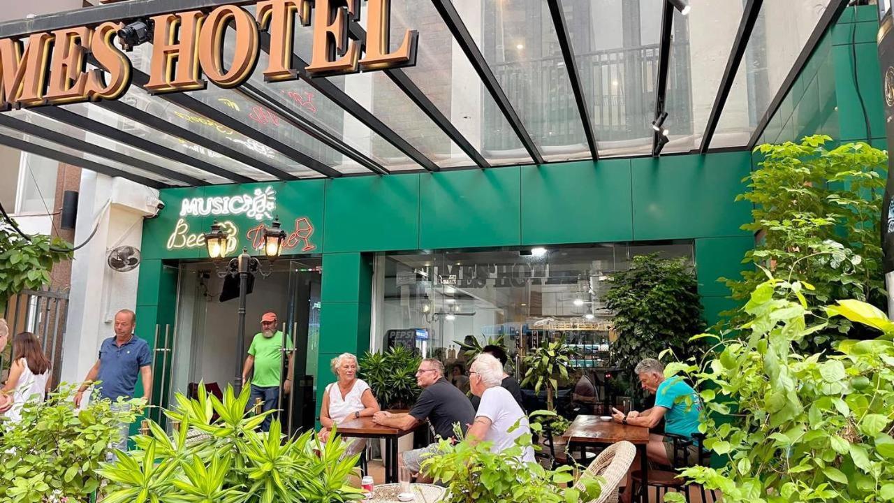 Times Hotel At Bassac Lane Phnom Penh Exterior photo